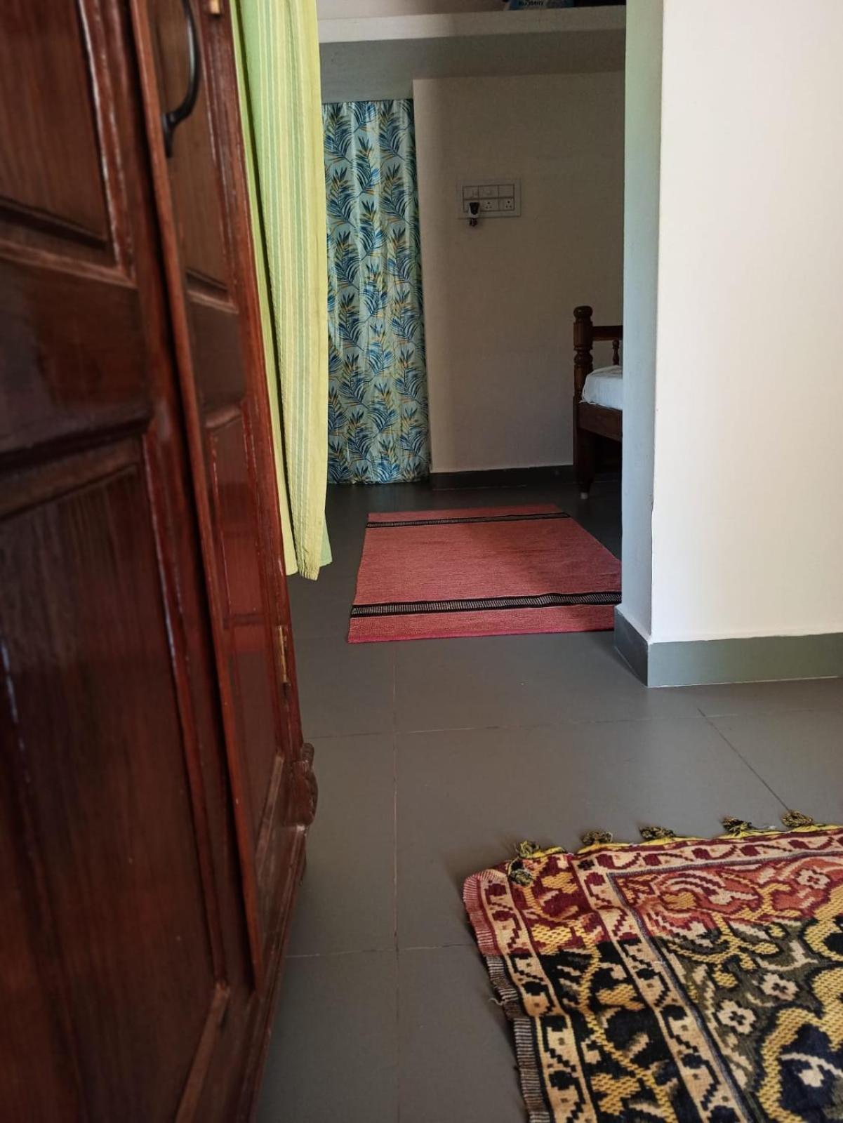 אורוויל Lotus Garden Guest House מראה חיצוני תמונה